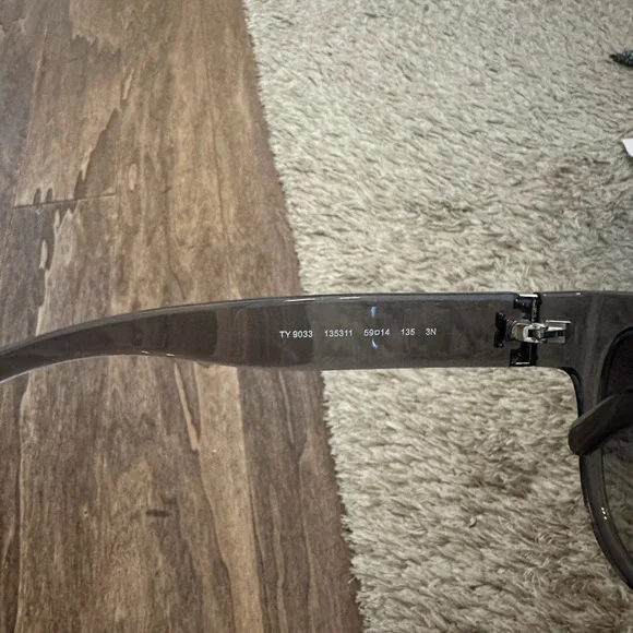 Gray Tory Burch Sunglasses - Picture 4 of 10